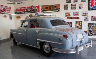 Chrysler-Windsor-1949-Grey-Patina-Woodgrain-1