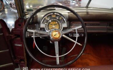 Chrysler-Windsor-1950-Red-Red-42