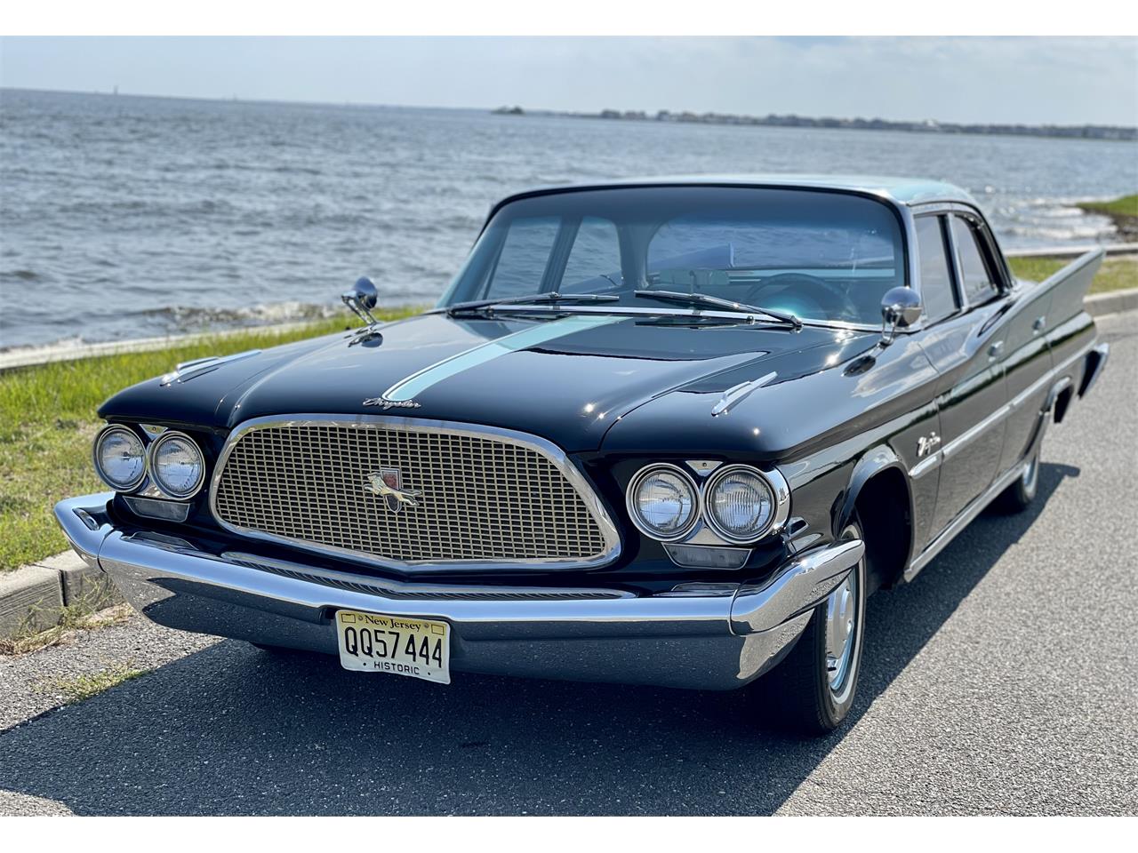 Chrysler-Windsor-1960-Black-2