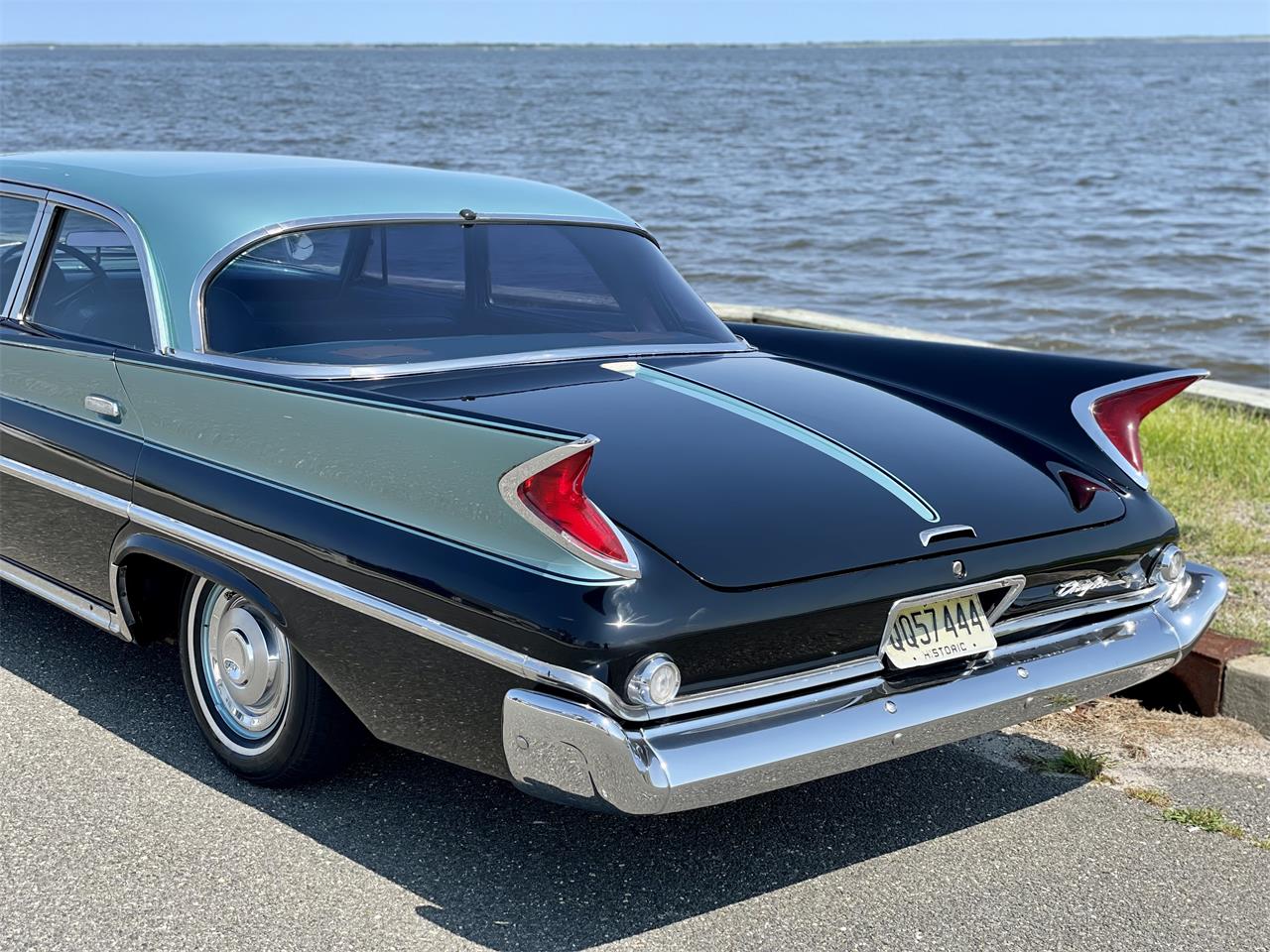 Chrysler-Windsor-1960-Black-6