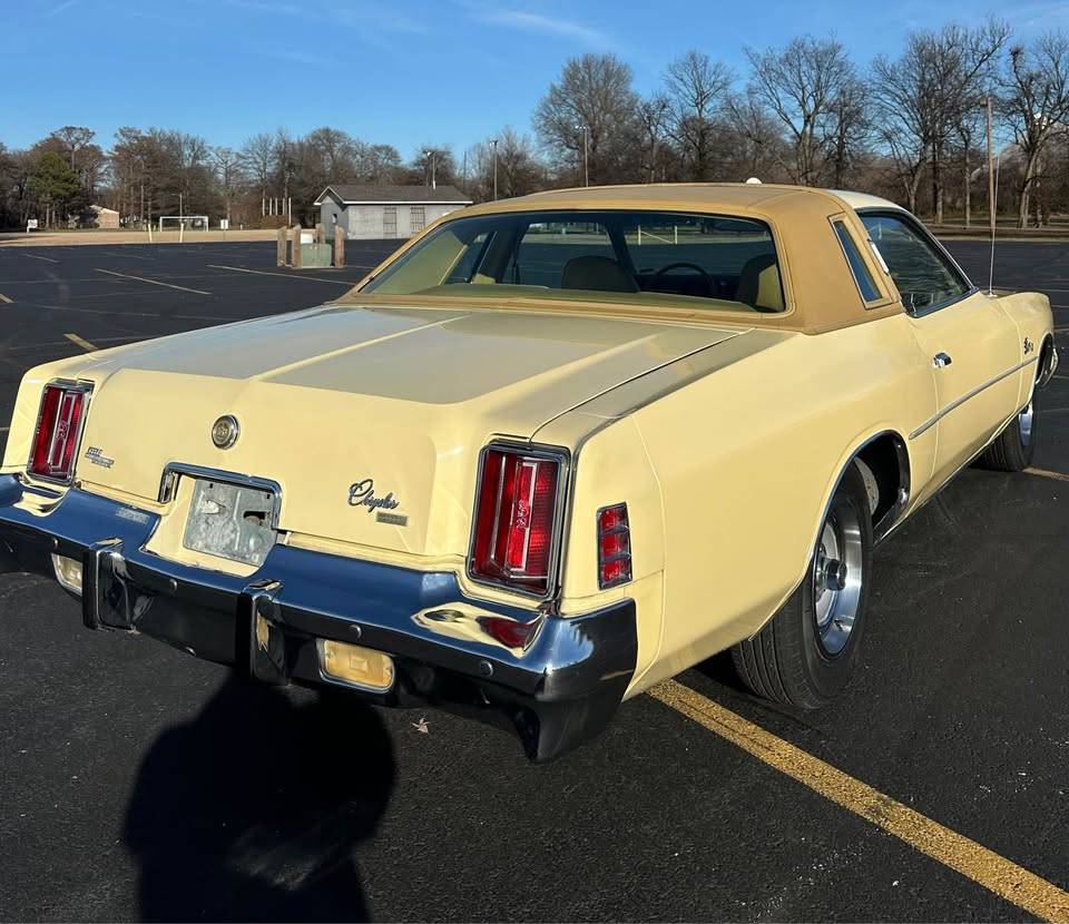 Chrysler-cordoba-1977