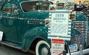 Chrysler-desoto-2-door-coupe-1939-green-2