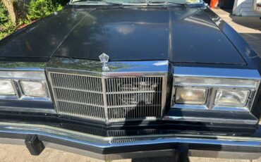 Chrysler-fifth-avenue-1987-black-7