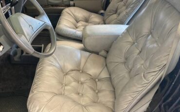 Chrysler-fifth-avenue-1988-black-7