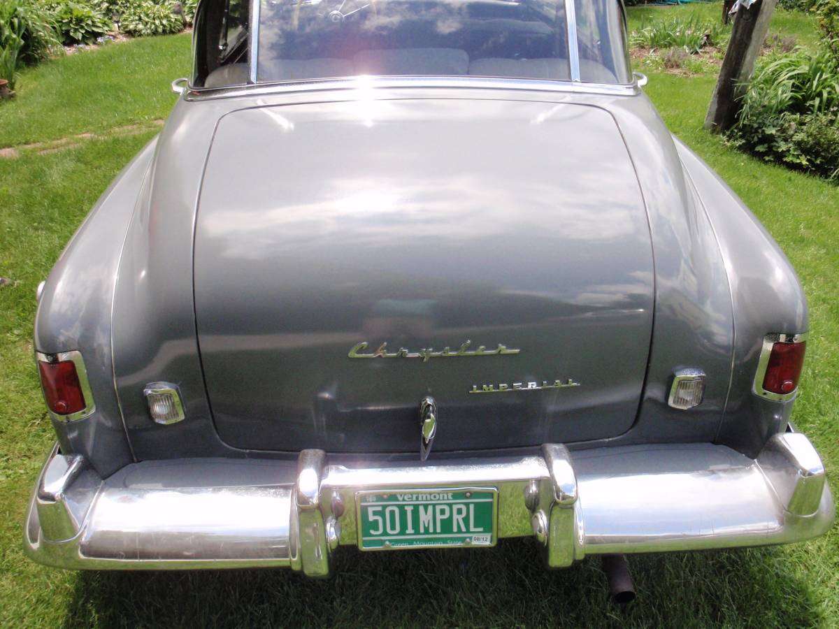 Chrysler-imperial-1950-grey-4