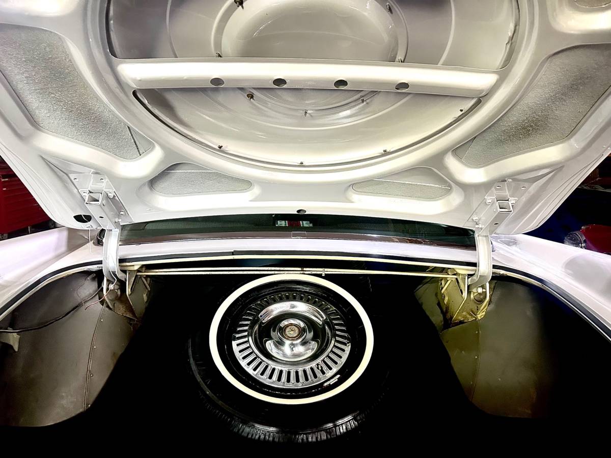 Chrysler-imperial-1958-23