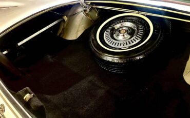 Chrysler-imperial-1958-48
