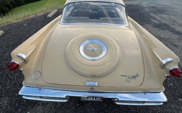 Chrysler-imperial-1958-yellow-13