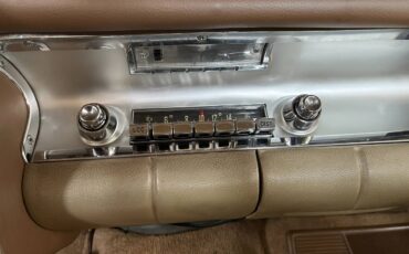 Chrysler-imperial-1958-yellow-17