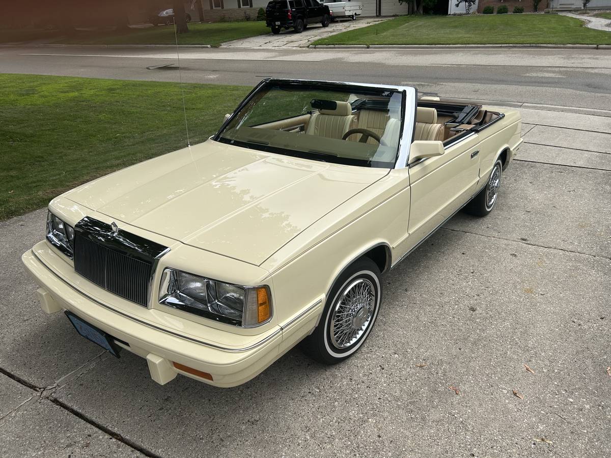 Chrysler-la-baron-convertible-marc-cross-1986-white-3