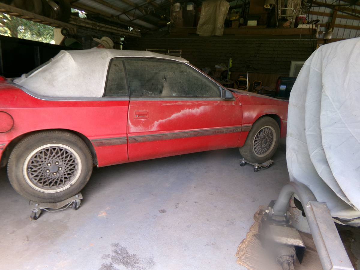 Chrysler-le-baron-1990