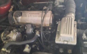 Chrysler-lebaron-1985-red-12