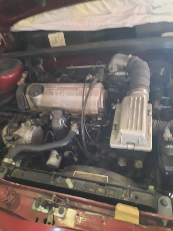 Chrysler-lebaron-1985-red-12