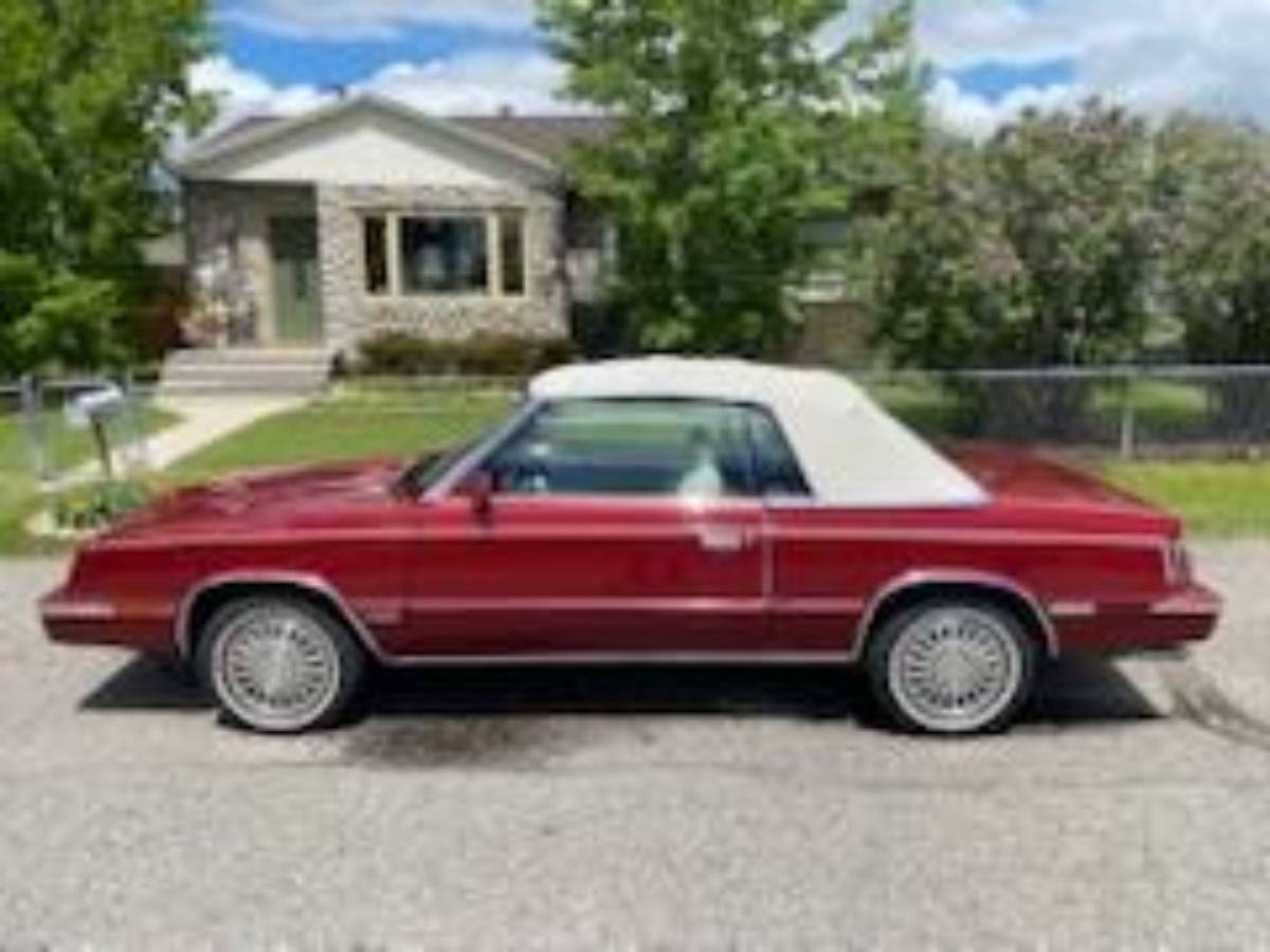 Chrysler-lebaron-1985-red-2