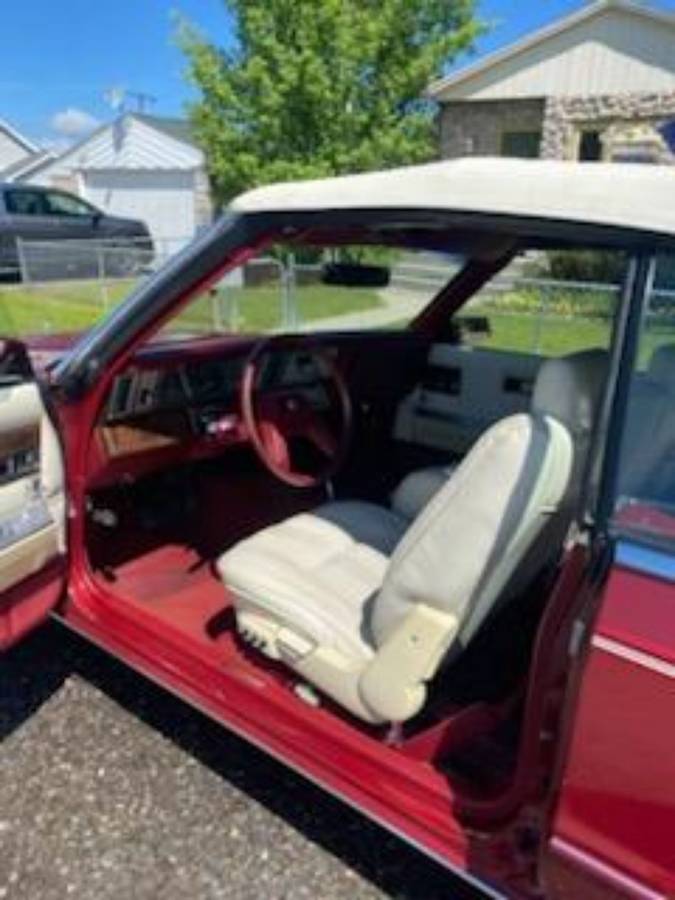 Chrysler-lebaron-1985-red-5