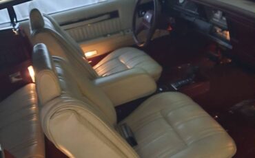 Chrysler-lebaron-1985-red-9