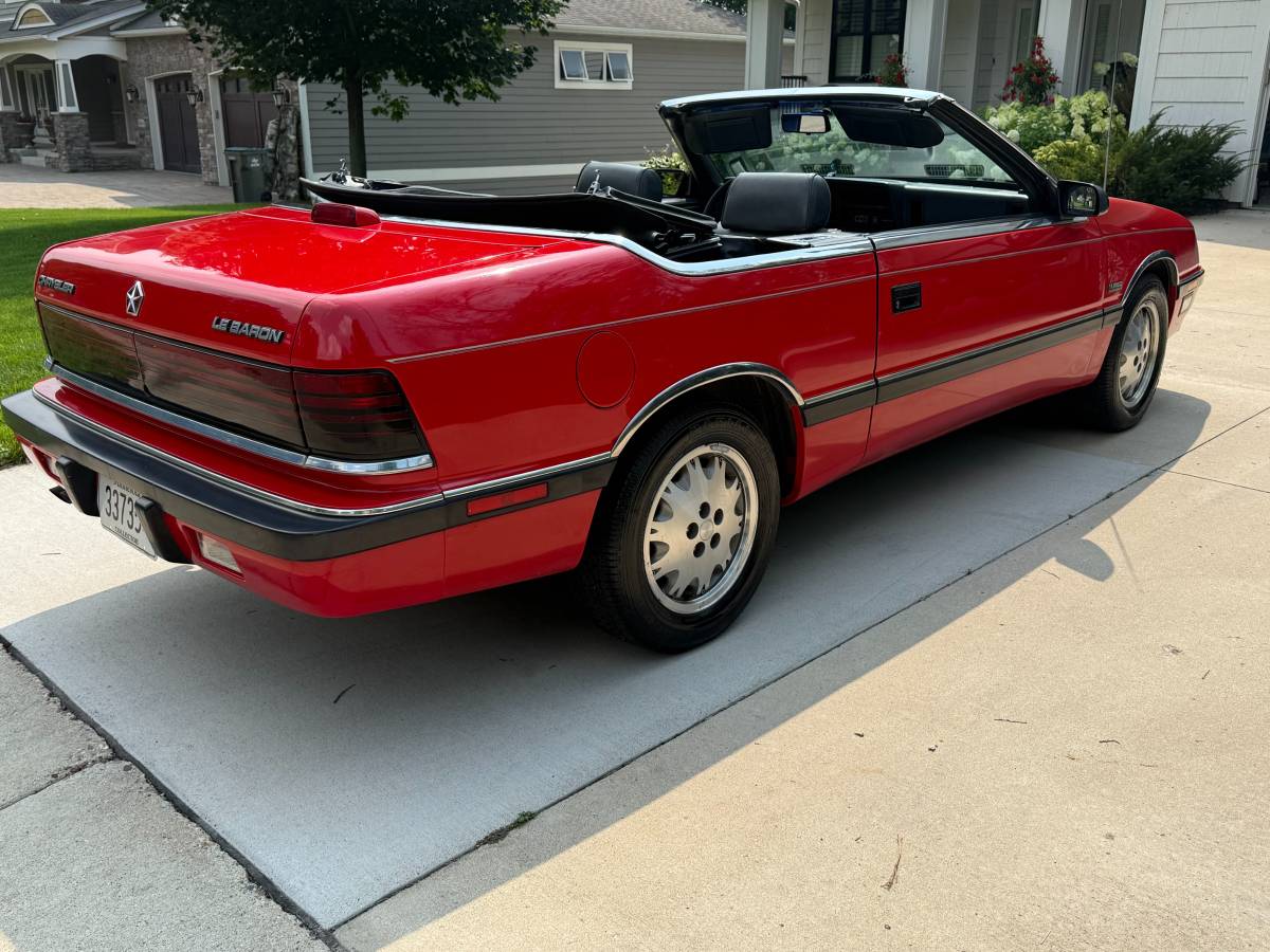 Chrysler-lebaron-1988-red-9