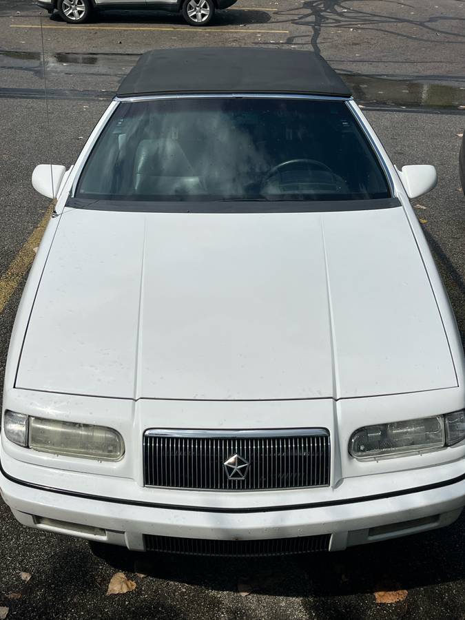 Chrysler-lebaron-1994-white-3