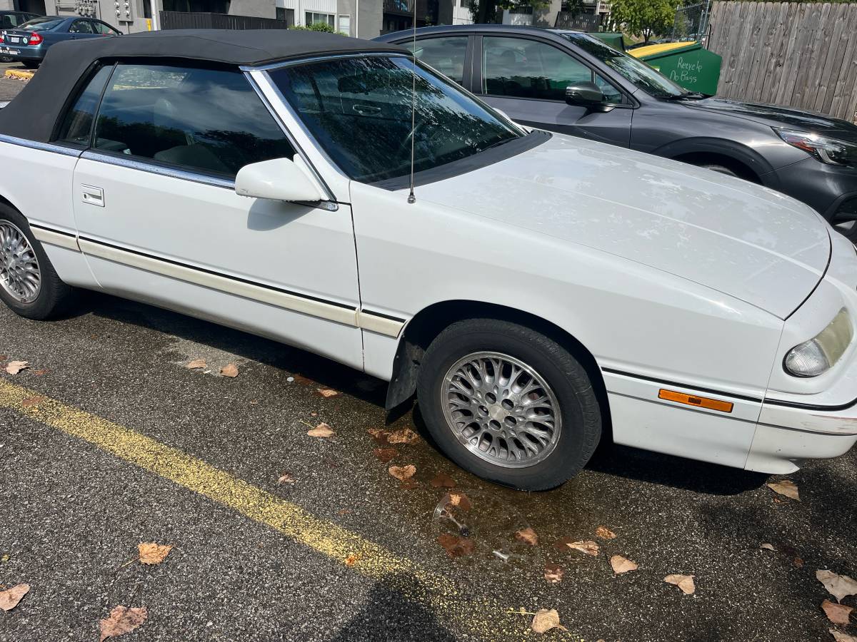 Chrysler-lebaron-1994-white-5