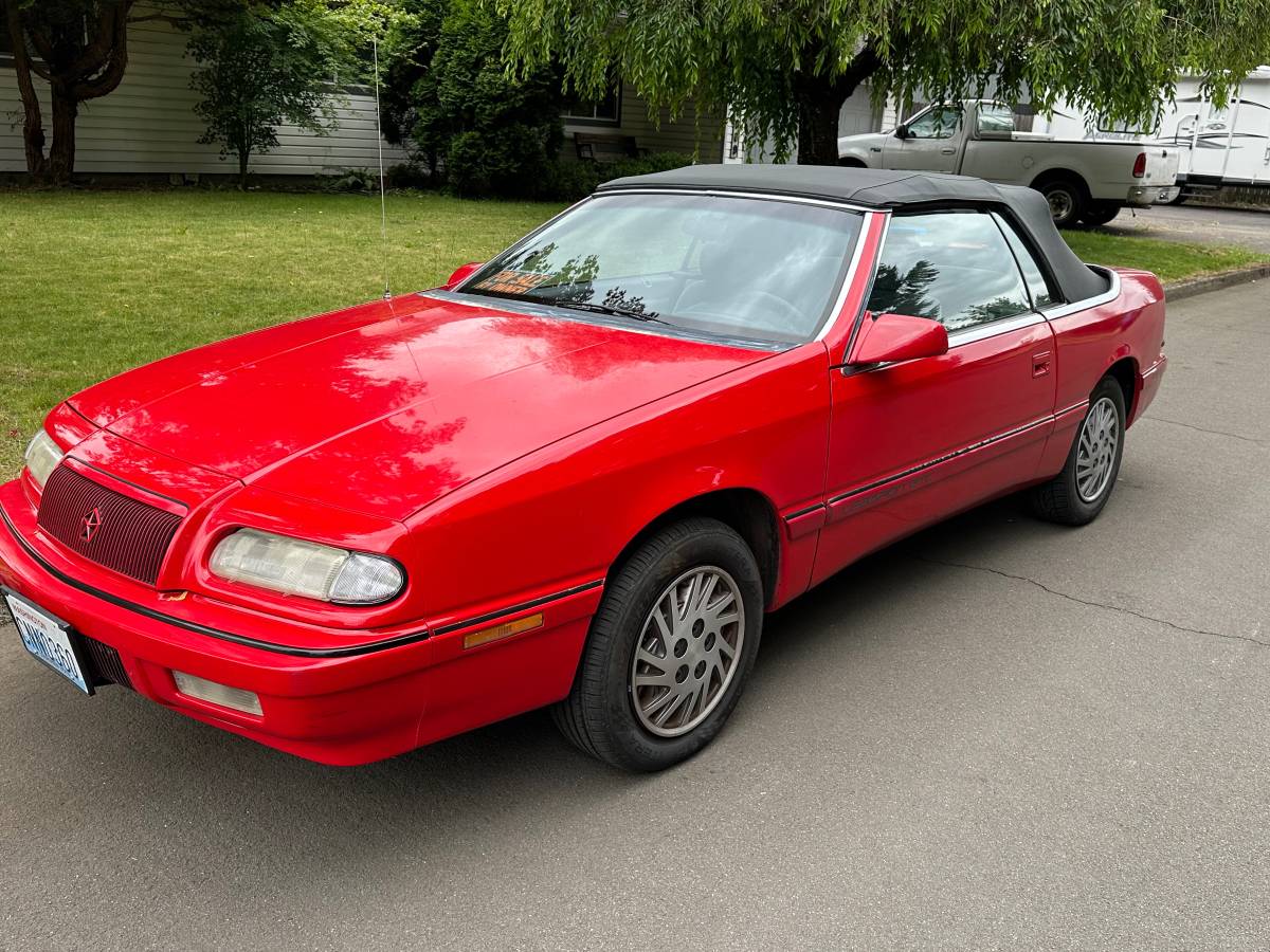 Chrysler-lebaron-1994