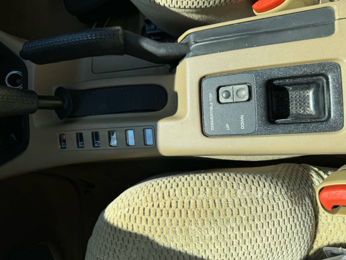 Chrysler-lebaron-gtc-1994-green-14