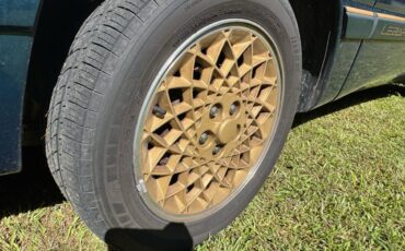 Chrysler-lebaron-gtc-1994-green-18