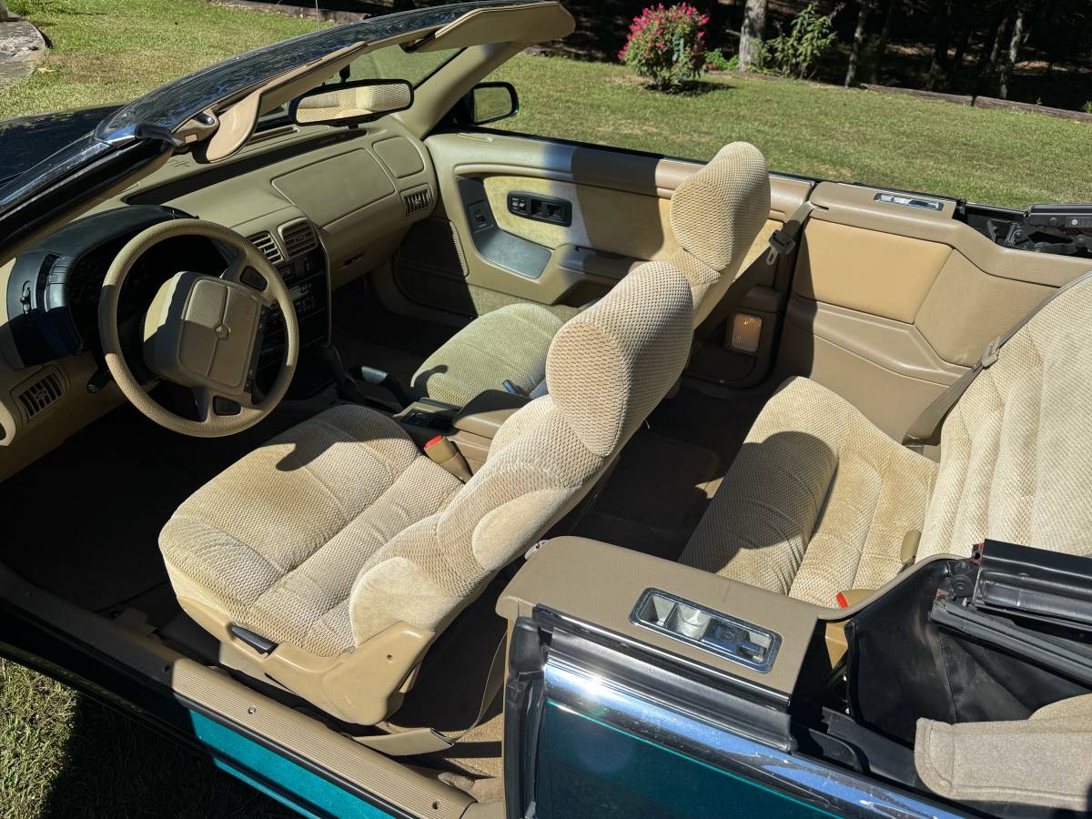 Chrysler-lebaron-gtc-1994-green-19