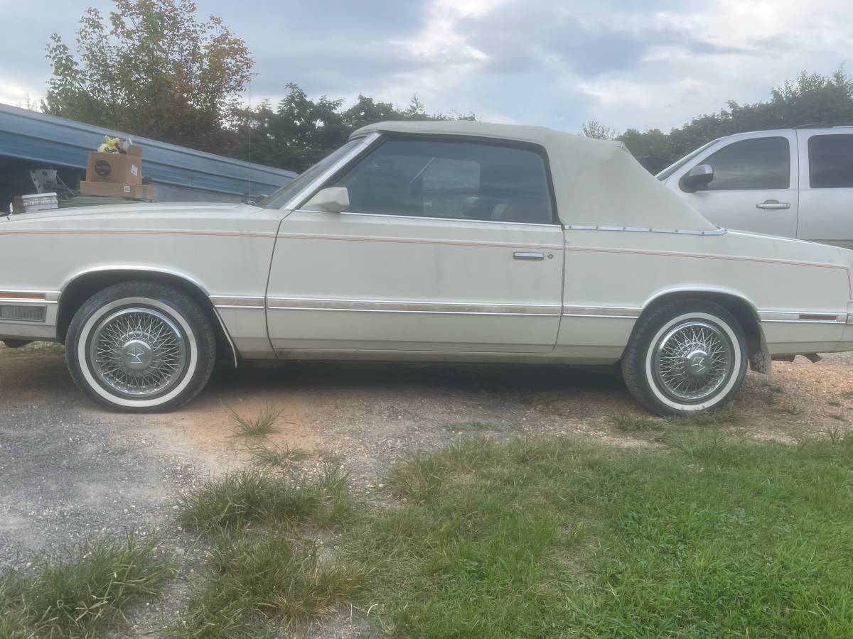 Chrysler-lebron-1982-white-1
