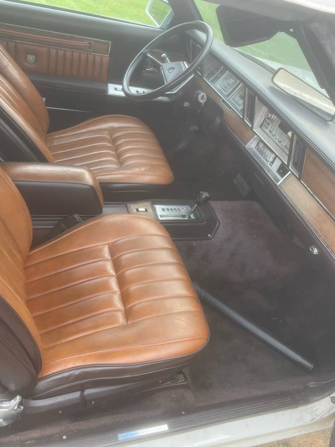 Chrysler-lebron-1982-white-5