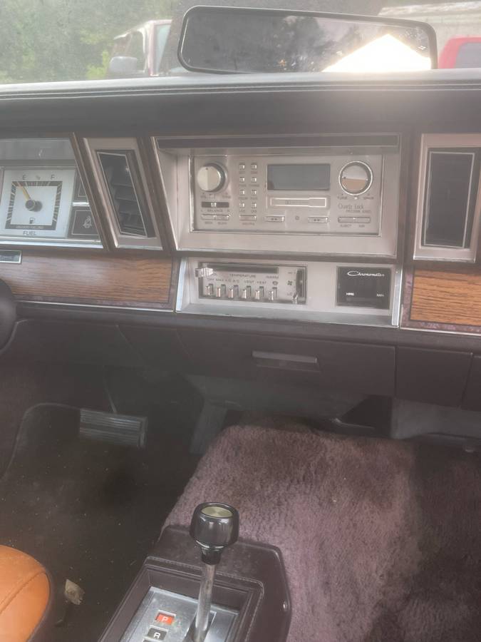 Chrysler-lebron-1982-white-8