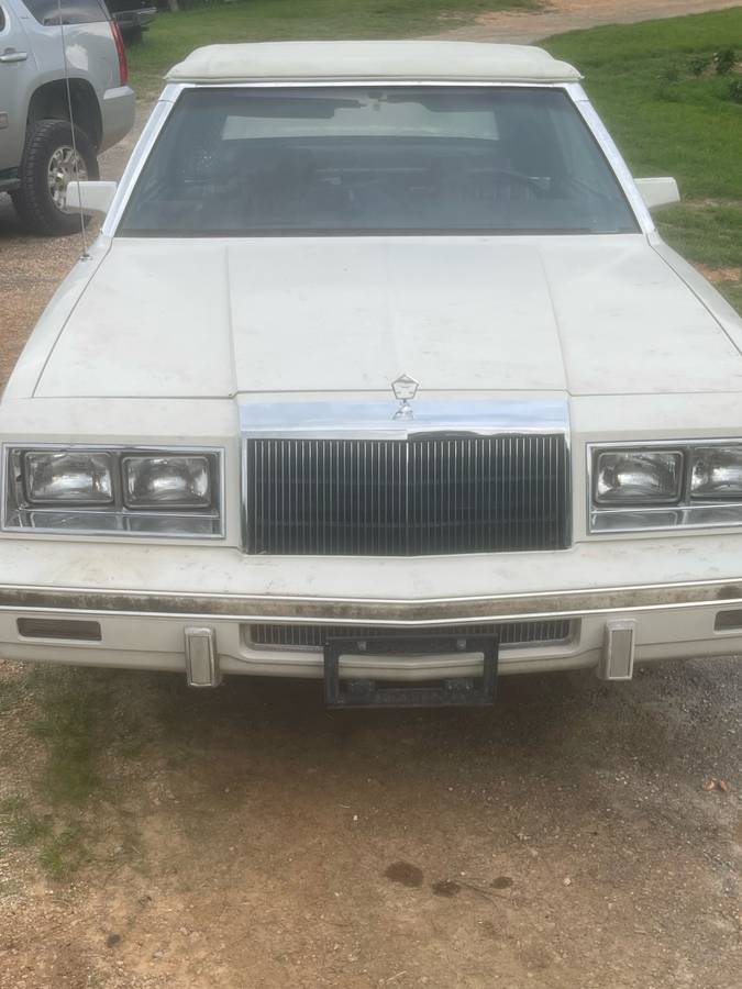 Chrysler-lebron-1982-white