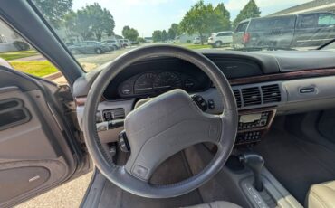 Chrysler-lhs-1994-brown-8