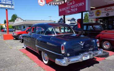 Chrysler-new-yorker-1953-blue-11