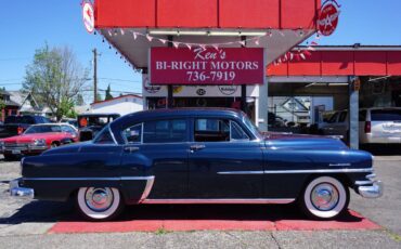 Chrysler-new-yorker-1953-blue