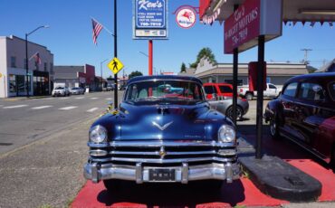 Chrysler-new-yorker-1953-blue-6