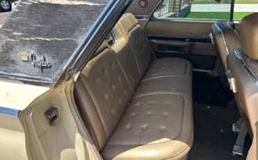 Chrysler-new-yorker-1965-8