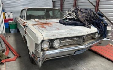 Chrysler-new-yorker-1967-white-1