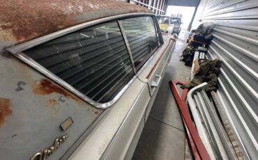 Chrysler-new-yorker-1967-white-5