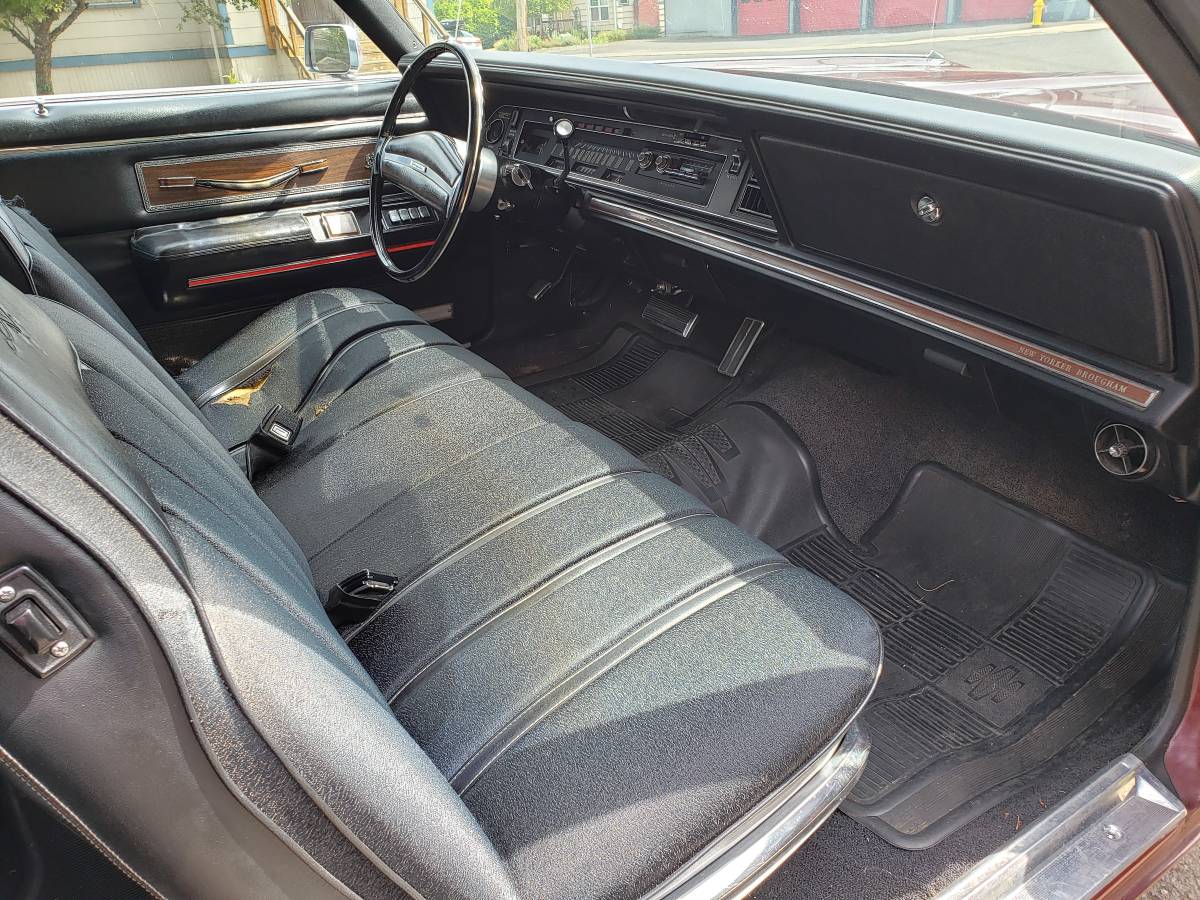 Chrysler-new-yorker-1972-brown-7