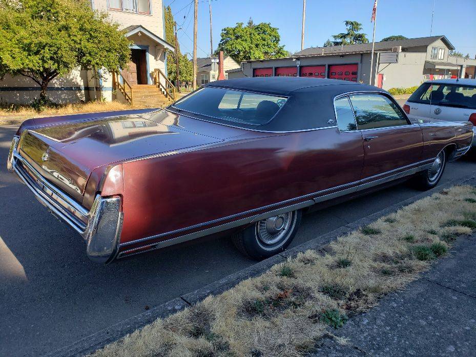 Chrysler-new-yorker-1972-brown-9