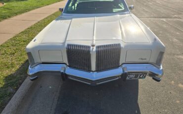 Chrysler-new-yorker-1977-white-2