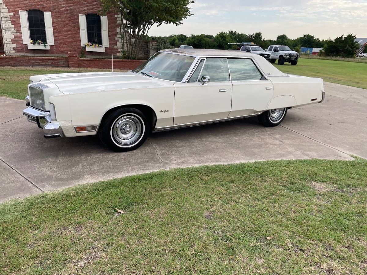 Chrysler-new-yorker-1977-white-5