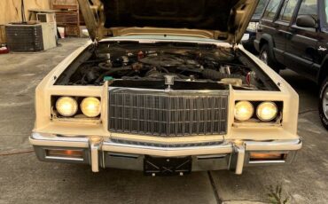 Chrysler-new-yorker-1979-custom-5