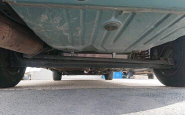 Chrysler-new-yorker-fifth-avenue-1992-green-16