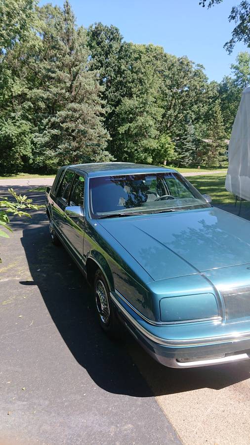 Chrysler-new-yorker-fifth-avenue-1992-green-4