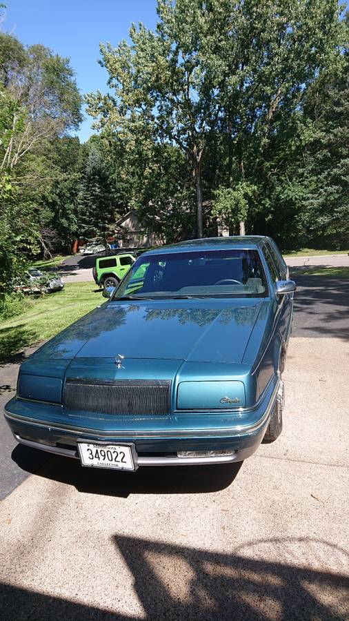Chrysler-new-yorker-fifth-avenue-1992-green