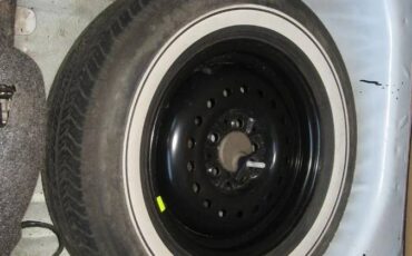 Chrysler-new-yorker-fifth-avenue-1993-white-21