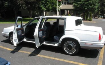 Chrysler-new-yorker-fifth-avenue-1993-white-22