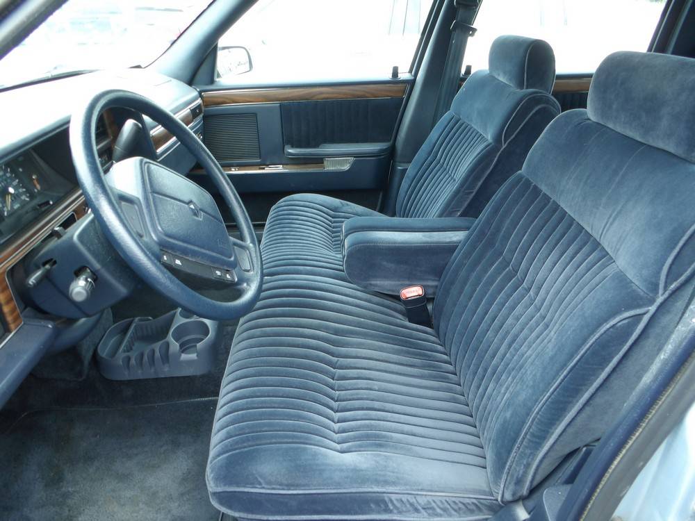 Chrysler-new-yorker-salon-1991-blue-11