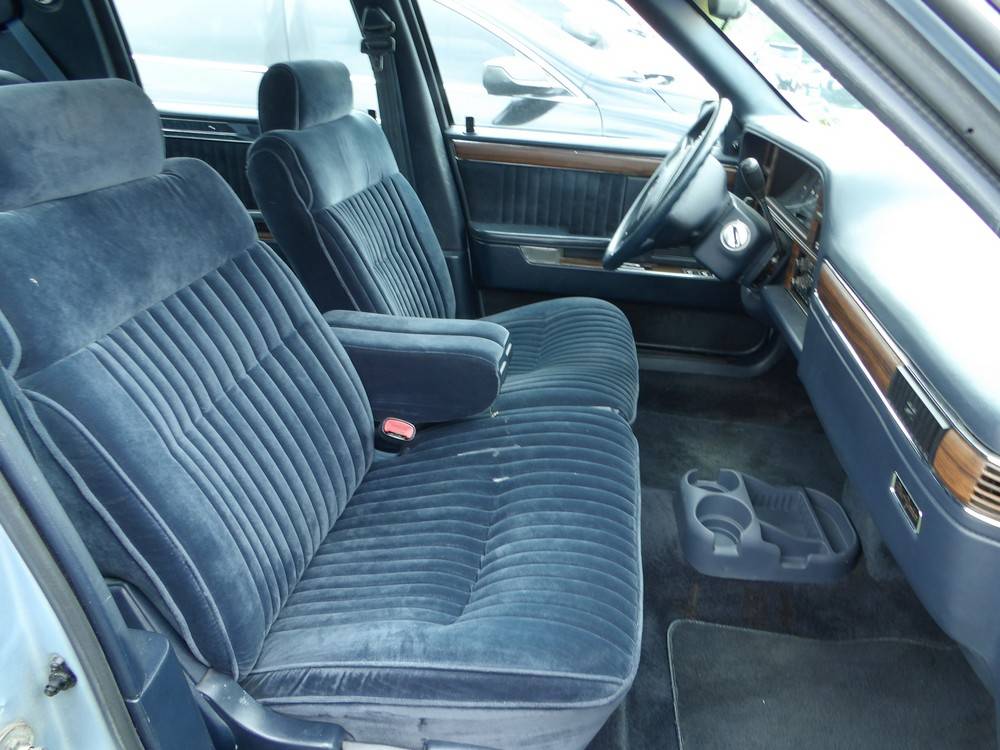 Chrysler-new-yorker-salon-1991-blue-13